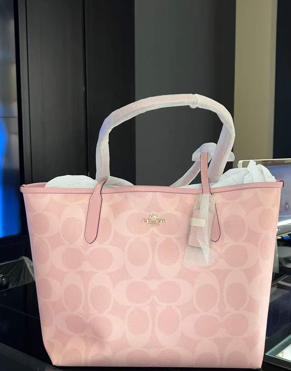 Colorblock Tote Hobo Crossbody Bag in Pink — front view