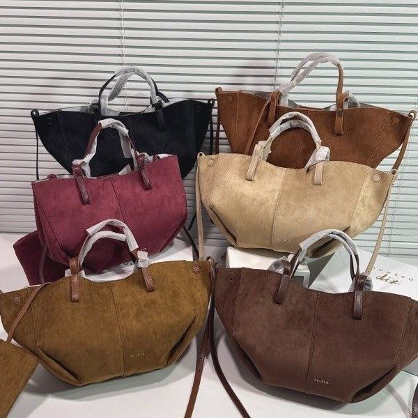 Wing Leather Tote Bag in Coffee — front view